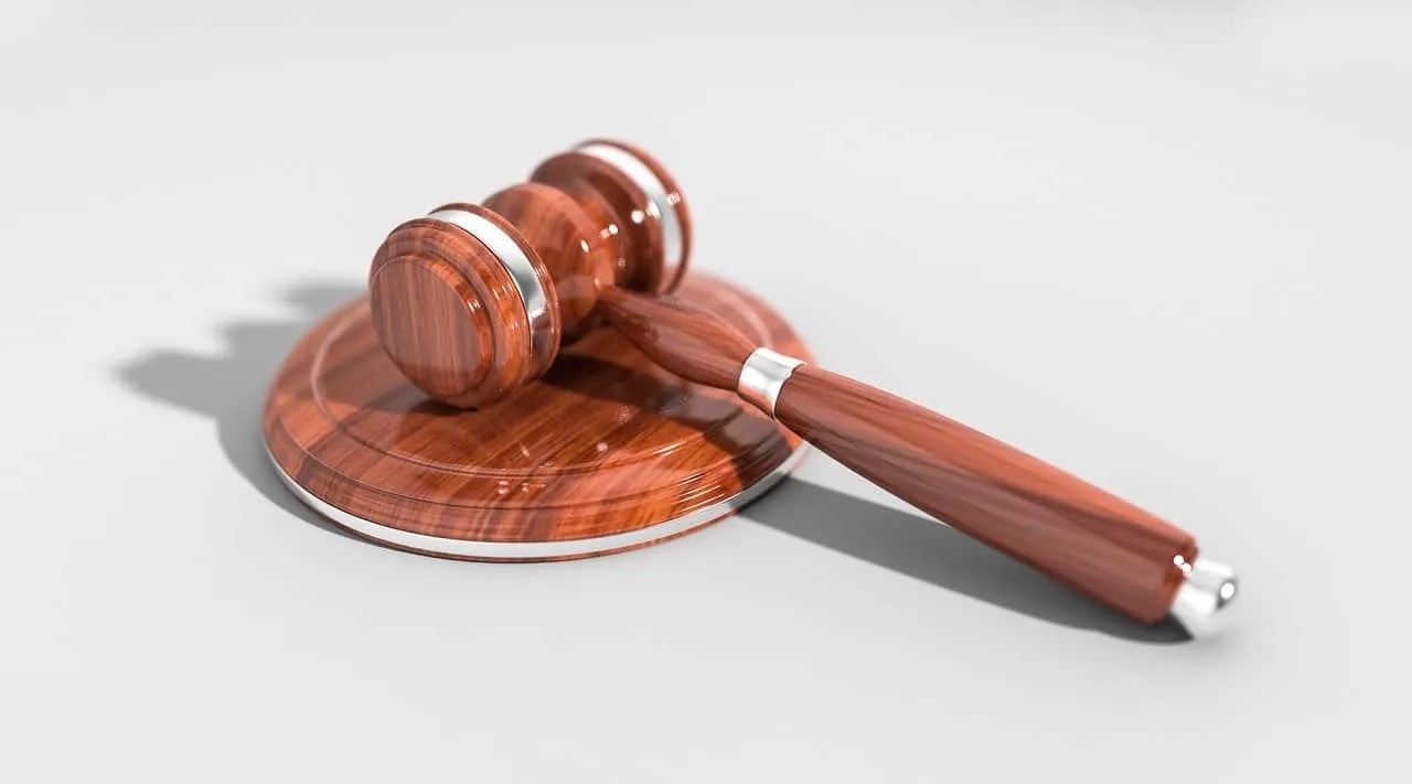 Gavel 2492011 1280 Min